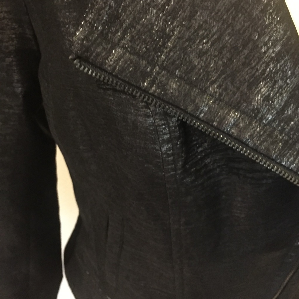 Laundry Black Metallic Short Jacket - Picture 5 of 6